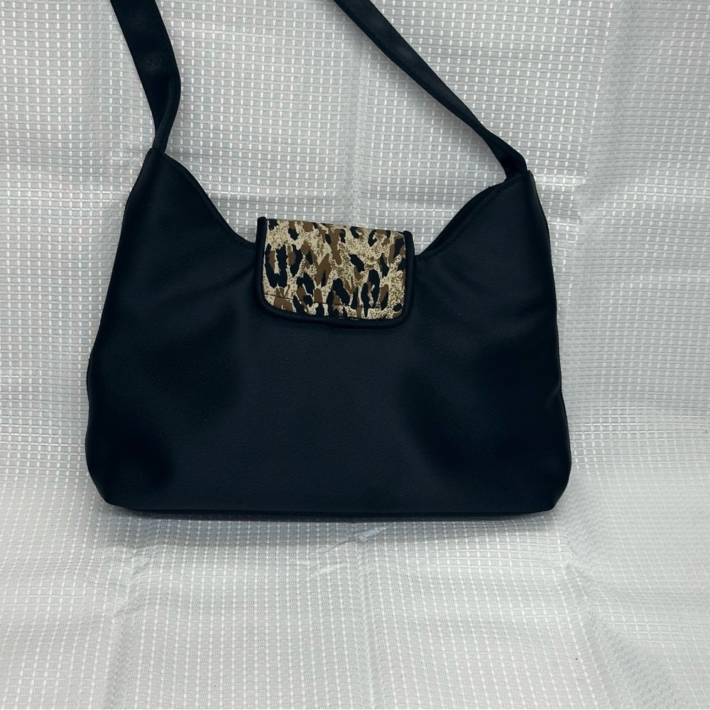 Adolfo Purse - Picture 5 of 11